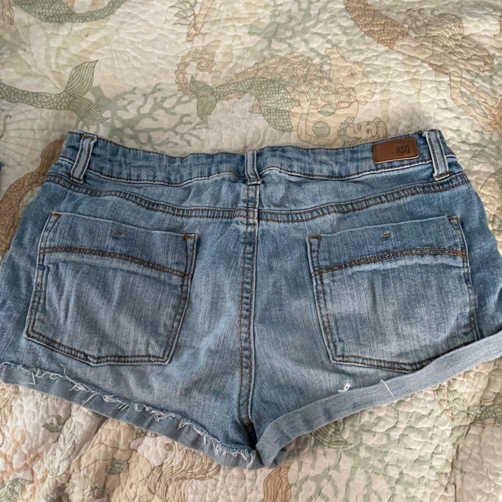 shorts - Picture 2 of 2